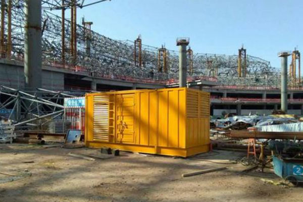 南涧发电机出租如何判断空气滤清器是否需要更换？